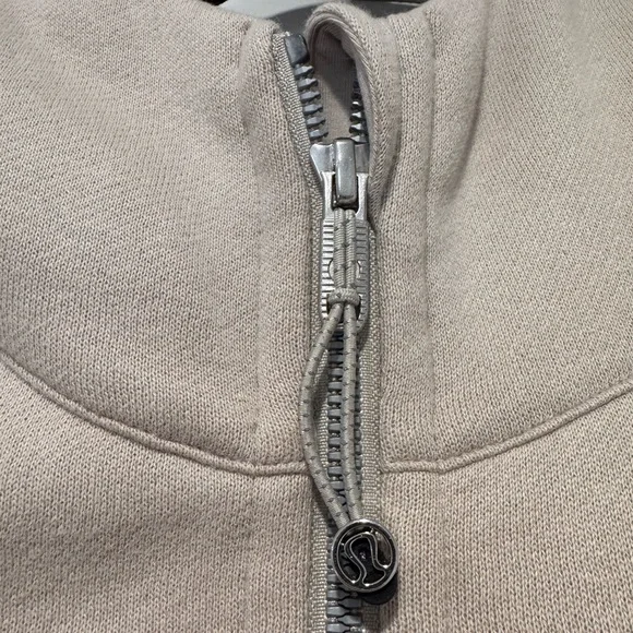 Auth.✅ Women’s Lululemon Full Zip Scuba in “Mojave Tan” Size XL/XXL🤍 - Picture 3 of 11